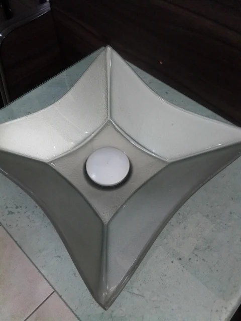 Lavatório para Banheiro com Pia de Vidro 50cm Acabamento Cimento Queridinho Moderno 7